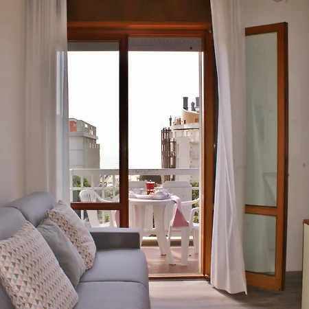 Apartman Marcello-piazza Torino-lido Di *