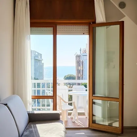 Апартаменты Marcello-piazza Torino-lido Di